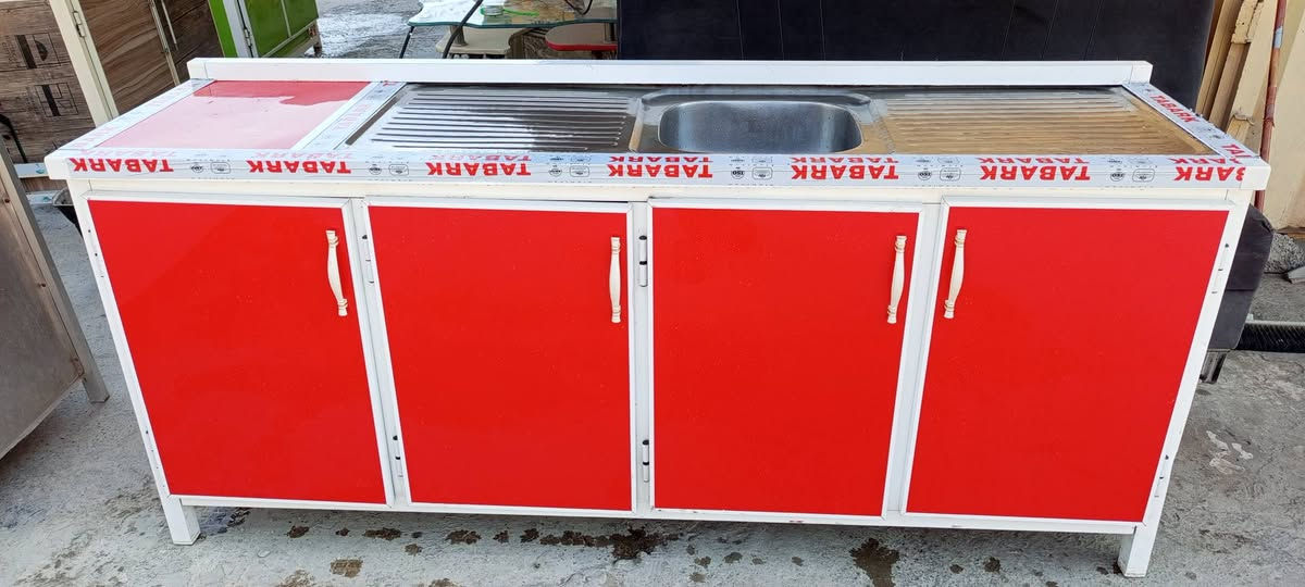 للبيع سنك نظيف جدا مكان بغداد شعله ***********.
