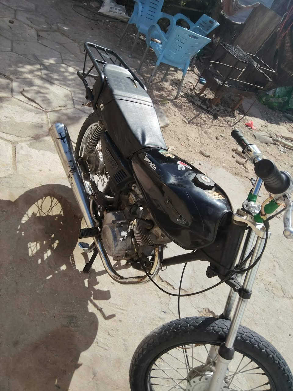 سلام عليكم دراجة مديل 18 كلك كلك كلك دراجة حلوة نضيفه مكان نجف حي المهدسين السعر 275بيه مجال قليل معه رقم تليفوني ***********
