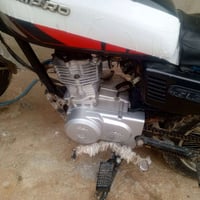 السعر 325 موديل 18 07700944890