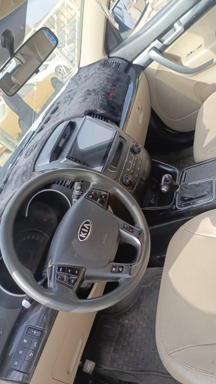 سورنتو 2015 خليجي 6 سلندر مكينه وكير شرط سياره نظيفه كهربائيات شغاله تحويل ثاني *********** ذي قار شطره مكان السياره
