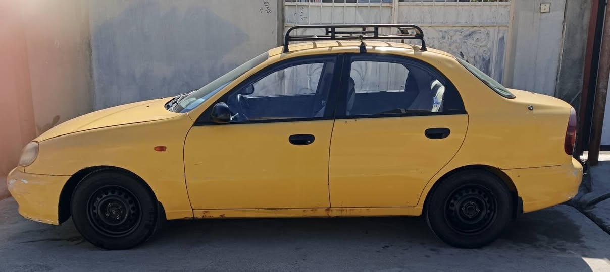 دايو لانوس رقم بغداد (خصوصي)موديل 2000 رقم دولي جديد هزه جديد سنويه جديد لل 2031 بسمي بي دفتر بانزين سعر 37 ورقه وبيه مجال تحويل مباشر عنوان كركوك للأستفسار أتصل *********** بي واتساب + مازنجر مكلف بلنشر
