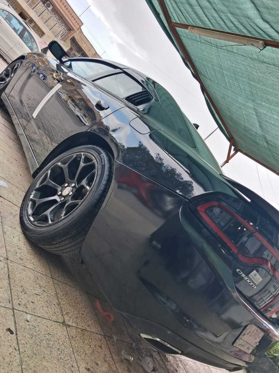 السلام عليكم جارجر موديل 2018 محرك ٣٦٠٠ جاهزه السياره كير تبريد محرك صدر رقم بغداد بأسمي صور الحادث مرفقه بل منشور السعر ١٥٠ وبيها مجال بصيط حك الجيه الاتصال *********** العنوان بغداد
