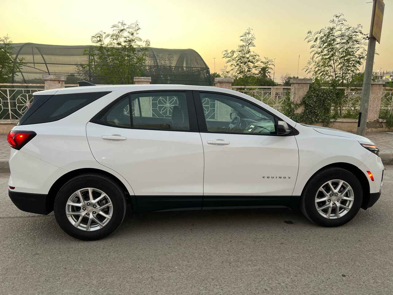 شوفر كوينكس
‏2023 ls 
السيارة حرة 
السعر 170$ مجال بسيط كلش
ضرر موضح بالصورة فقط بارد امام الجاملغ 
مواصفات معروفة
رادار امام 
حساس خلفي 
كامرة 
تشغيل عن بعد 
بصمة ابواب 
للاستفسار 
***********وتساب
