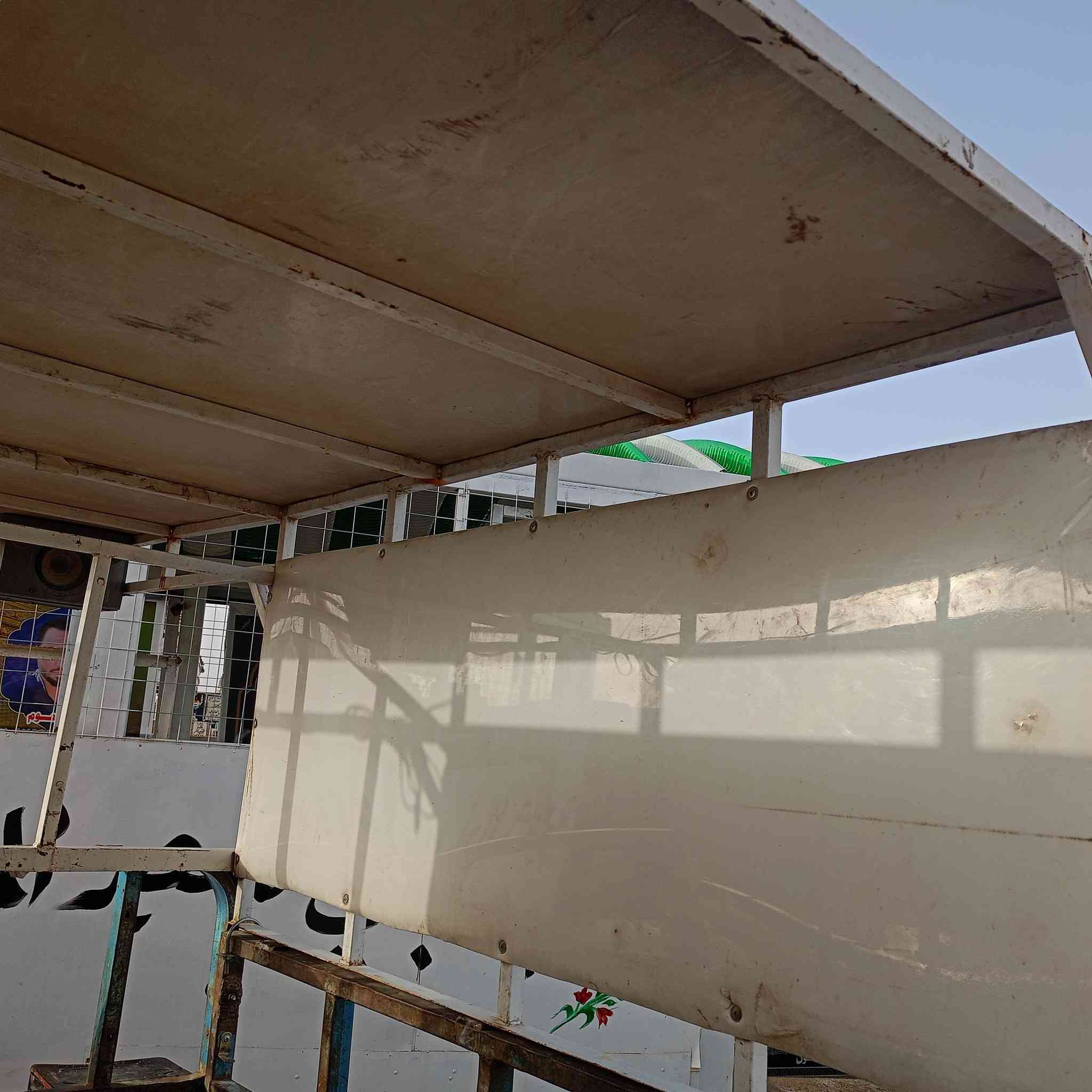 السلام عليكم مكلف  مكلف بنشر
محجر للبيع مدوشم ونضيف تريد هوه وسماعاته تريد بس هوه اللاستفسار ***********
