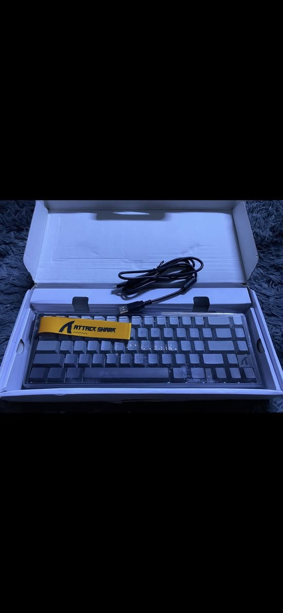 السلام عليكم
حبايب كيبورد attack shark x68he
نظيف كامل ملحقات فقط مكتوب عليه 
من الاعلى ياباني اعتقد و الاسفل انكليزي عادي
سعره 35 قفل 
متوفر توصيل🌹


**إذا كنت صاحب هذا الإعلان وتريد حذفه لأي سبب، رجاءا أرسل رسالة إلى الدعم الفني**