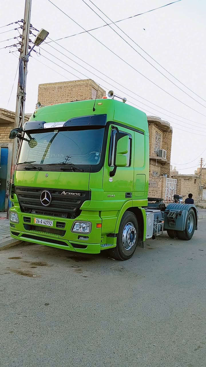 اكتروز للبيع 2003 محور طويل سنويه بوحده بس راس تحويل ثاني يوم السعر 260 وبيها مجال مكان العماره ***********
