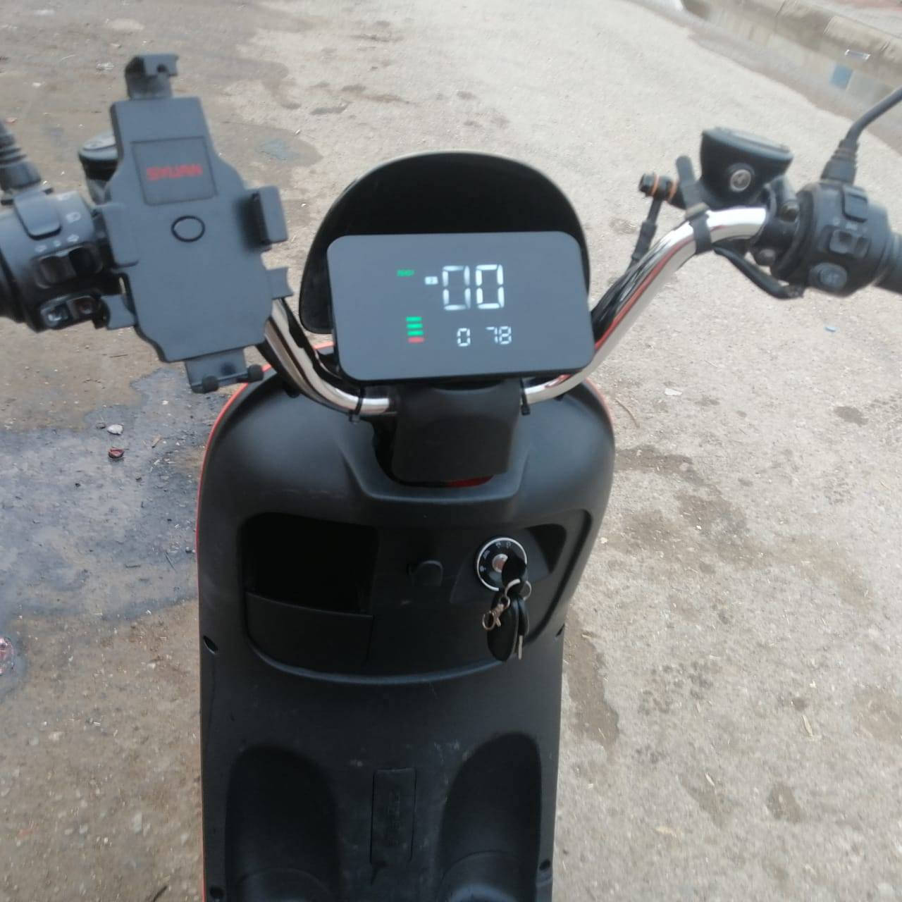 سلام عليكم دراجه شحن السعر٤٥٠ وبي مجال دراجه شحن نضيفه للاستفسار***********
