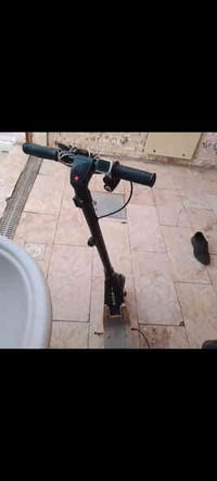 السلام وعليكم سكوتر شحن للبيع بطاريه ليثيوم اليوم شديتها جديدة ويمشي س...