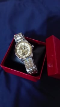 رولكس • اوتوماتيك • توصيل خاص