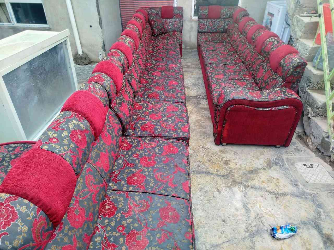 قنفات مستخدم عدد9قطع نضيف سعر 130الف بي مجال للشراي ***********كركوك
