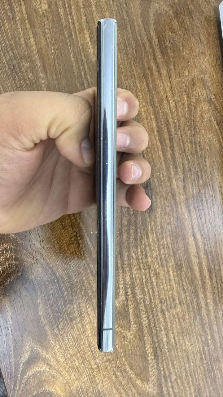 السلام عليكم ورحمة الله وبركاته
سامسونك S23 الترا الاصدار الاولي
جهاز فلاكشب مرتب نظافته ٨٥٪؜
للالعاب اتصال فيديوات شي مرتب 
السعر ٨٠٠ الف وبي مجال 
العنوان سامراء


**إذا كنت صاحب هذا الإعلان وتريد حذفه لأي سبب، رجاءا أرسل رسالة إلى الدعم الفني**