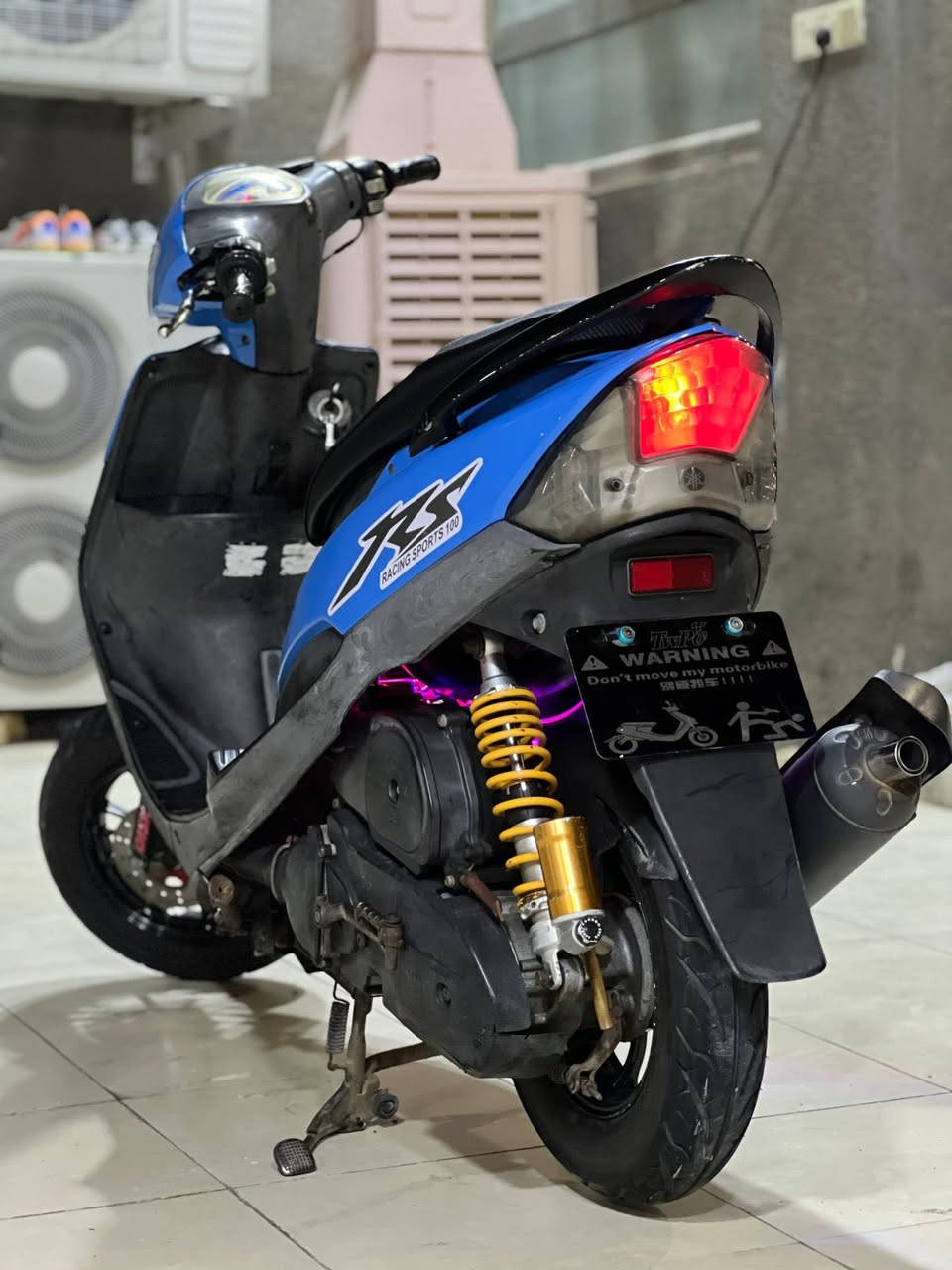 سلام عليكم للبيع!!
ماكس عدلة بلادية بوشه 49 بلادية مامفتوحة بيها تزويد كدامك بصورة مع كفراتها السمائي وموجود كفرها الاسود البلادي مختم دراجة كفالة للاستفسار  ‭***********‬ السعر 975 وبيهاا مجااال لطيبين مكاني سماوة
