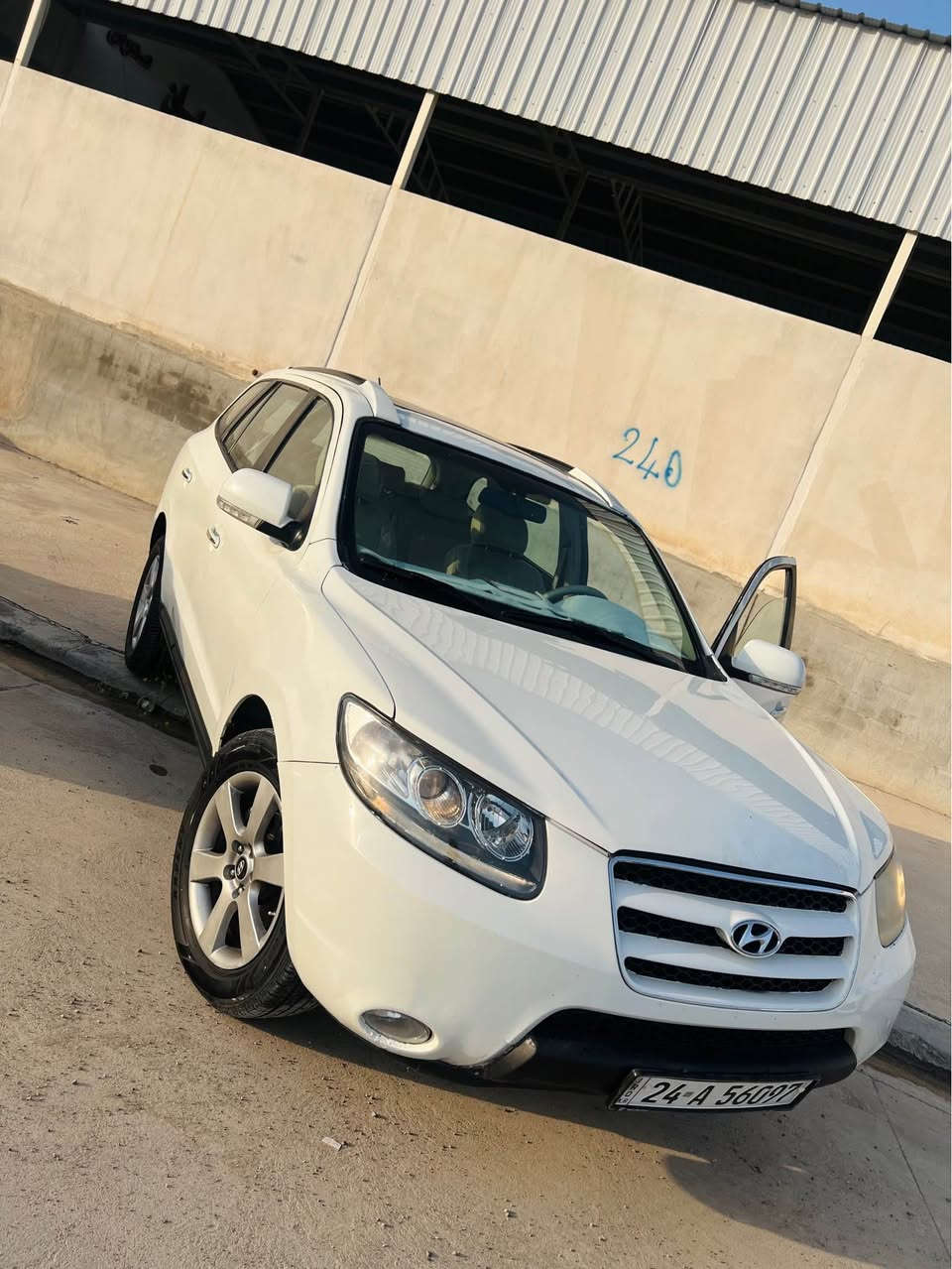 هونداي سنتافي ٢٠١٠ خليجي فول مواصفات سلايد شاشة كاميرة تحكمات كير محرك تبريد شرط محرك v6  رقم دهوك سنوية جديد سيارة عام صبغ بدون دواخل بدون شواصي✔️سعر بلاش ٩٧ورقة عليها غرامة ٥ ورقة يعني ٩٢ ورقة صافي عنوان دهوك قضاء بردرش *********** اكر, نينوى
