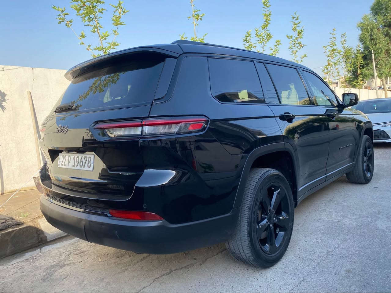کوردی /عربی 
*********
دروستكراوي :-jeep 
مۆدێل :- grand Cherokee
4-4
ساڵ : 2024 
بزوێنەر : V6 3.6L
بگۆری بزوێنەر : Automatic 
بولند صبغ بئ ارباگ بئ داخلي 
سوتەمەنی : بنزین
نرخ :28.500$
دۆخ : بەکارهاتوو
ماوەی ڕۆشتوو:km32.000
تابلو ئوتومبێل : هه ولير  
***********
النوع :-jeep
المودیل :-Grand Cherokee
السنة : 2024 
المحرك :  V6 3.6L  
ضرر : فقد بولند بدون دواخل و ارباك 
ناقل الحركة: Automatic
نوع الوقود : بنزین
الحالة: المستخدم 
السعر: 28:500$
عدد اميال32.000 km      
رقم السیارە: اربيل 
**********
*********** أربيل, العراق


**إذا كنت صاحب هذا الإعلان وتريد حذفه لأي سبب، رجاءا أرسل رسالة إلى الدعم الفني**