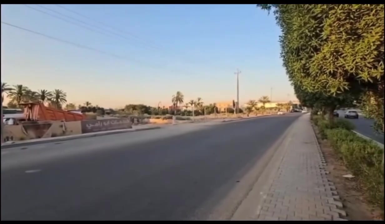 🏠 للبيع قطعه ارض
📍موقع سده بعلوان مجاور بيت ورد
📍مساحه 5500
📍نزال 100
📍واجها 55
📍كما موضح بل فديو
💵سعر خاص 
🏙️مكتب الهرم لل استفسار
🌇مراجعه مكتب لهرم للعقار ومقاولات
📌رمادي تاميم قرب مطعم سيوفي شارع العام
🔈او لل استفسار 
🔉اتصال على ارقام التاليه
🗯️اتصال واتساب
📱ابو دهام : ***********
📱المهندس سامر العاني :***********
