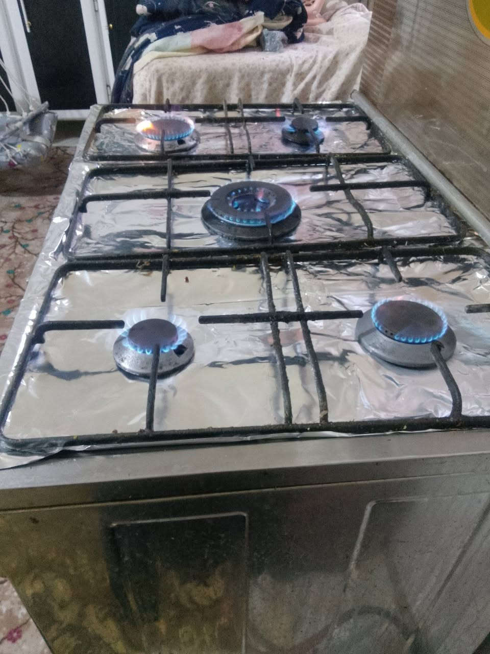 طباخ فريش مصري نظيف جدا سعر مناسب 175 كربلاء نهايه حي العامل ***********
