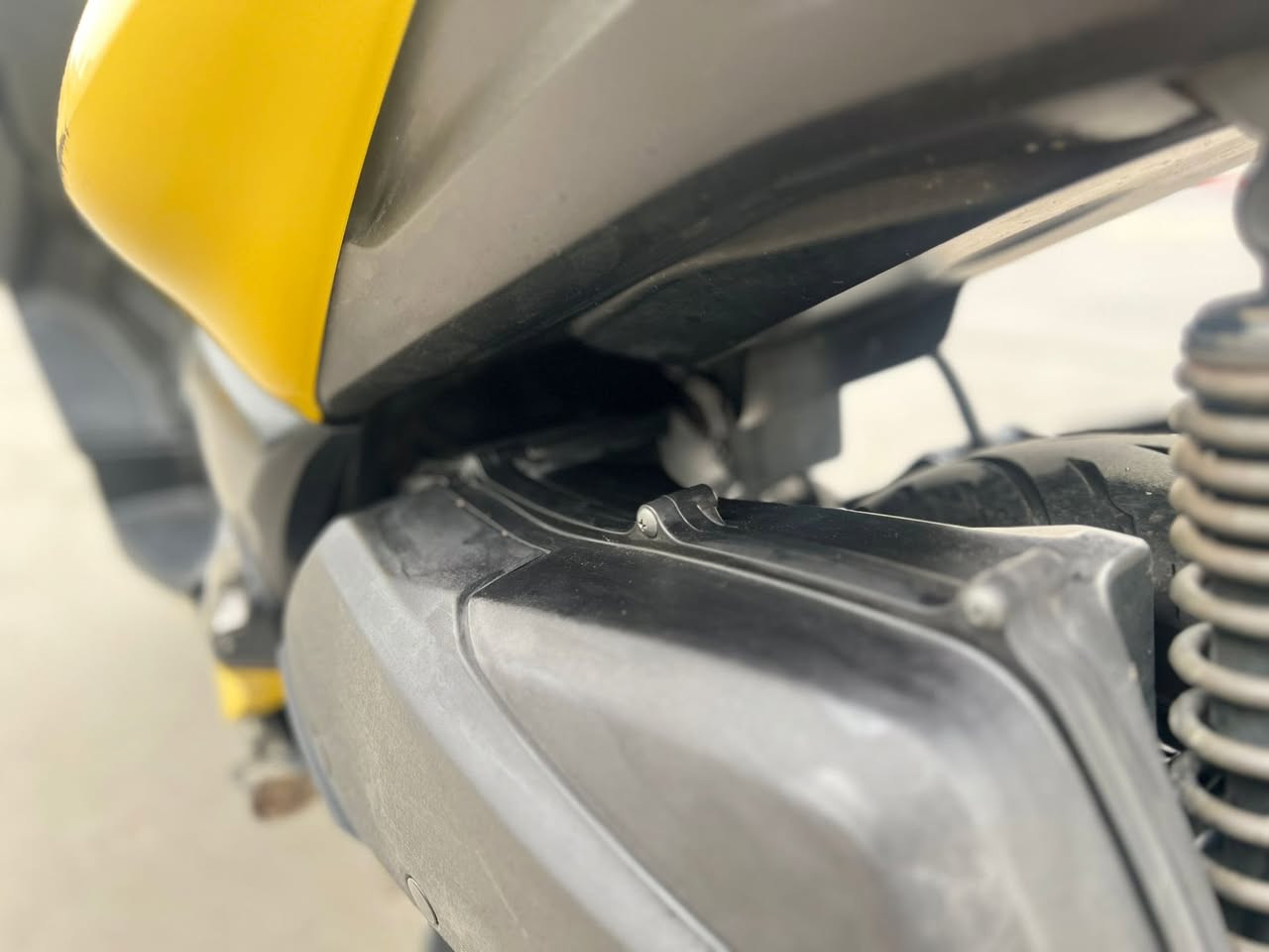 السلام عليكم اخوان
للبيع فقط السعر (( 33 )) 
بدون لوحات بدون كمرك
Yamaha Xmax 300cc
ياماها اكس ماكس 300 سيسي
موديل 2023
الدراجه فول 
ABS بريك 
تراكشن مانع تزحلق
بكلايت واشاير ولايتات كله لد بلاد
حماله تلفون وشاحنه بلاد
بصمه تشغيل عن بعد
جهاز انذار ومانع سرقه
وباقي المواصفات معروفه
الدراجه رمبة بحاله الشركه 
(( اخت الزيرو ))
مكاني بغداد ابودشير
ضياء ***********
