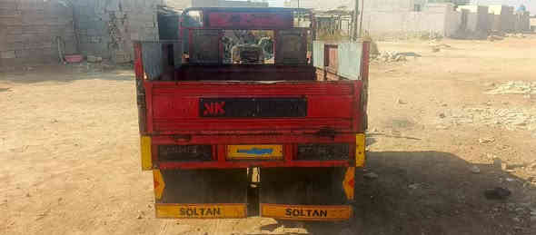 ستوته للبيع السعر مليون 800 وبيهه مجال 
العنوان العماره المدثره قرب البيطره 
الاتصال على الرقم ***********
