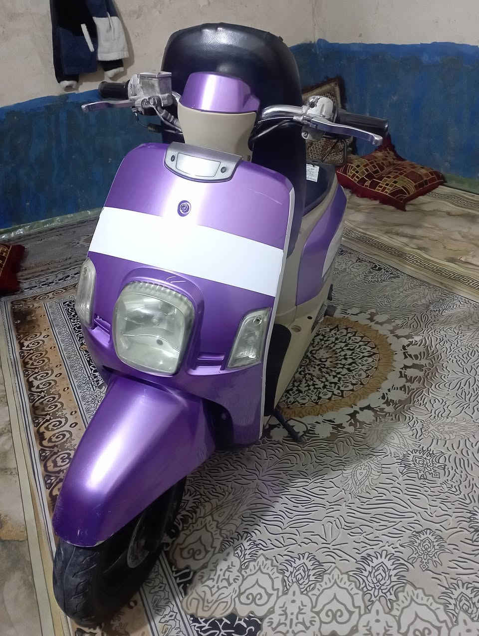 سلام عليكم بوليس للبيع او مراوس دراجه نكره سلف بكل وقت عوزه ترتيبات بوشه 55 وشلعه فول مكان نجف شارع لمطار القديم رقم ***********
