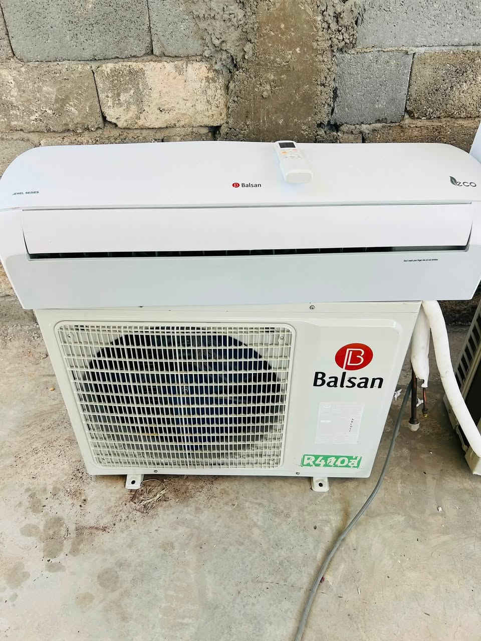سبالت بيت جبناهن للموكب وما شديناهن الحافظ 2طن
البلسان طن ونص 
حديثات غاز R410
***********
