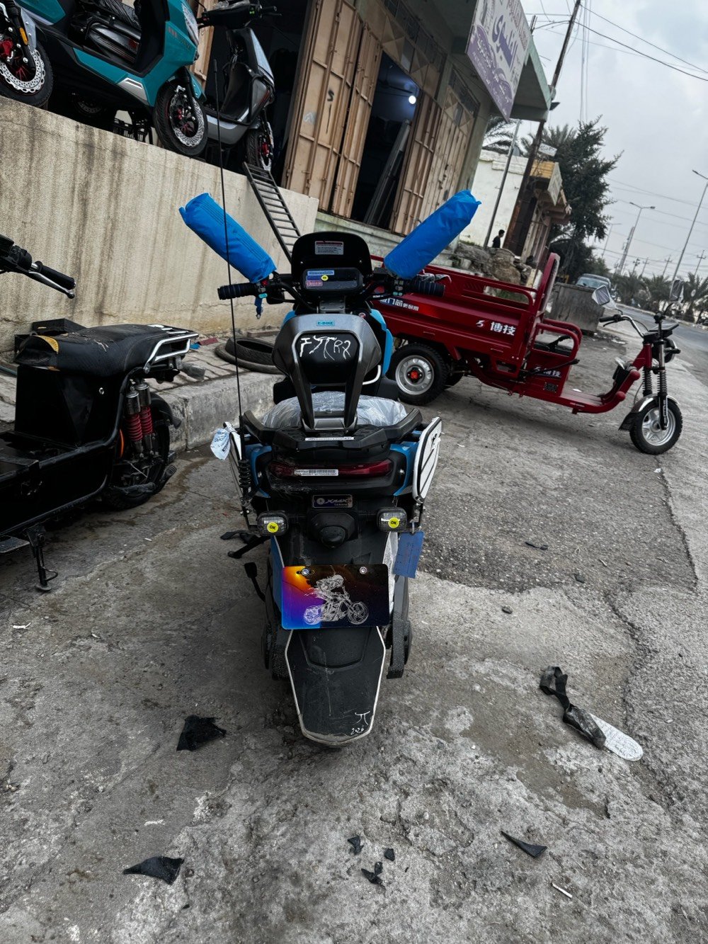 الانبار هيت 
فول مواصفات بطاريات ليثيوم 72V50A
للاستفسار على الرقم المذكور 