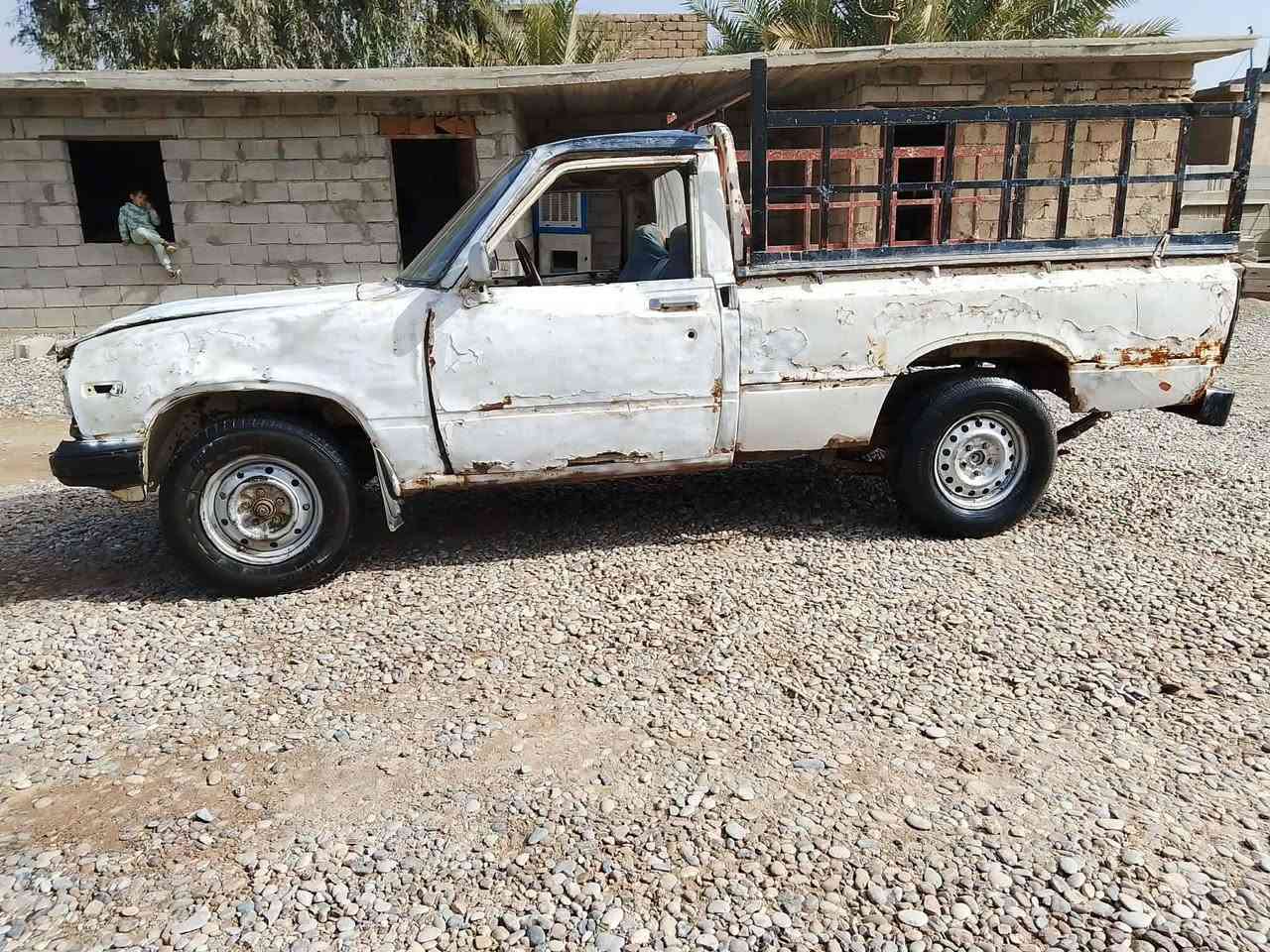 السلام عليكم 
بكم 82 بدون رقم للبيع او مراوس حسب القناعة  
جاهزة محرك وكير واكسل شرط  باتري جديد كهربائيات شغالة السعر مليون ونص وبيها مجال مكاني ناحية الزاب 
للاستفسار ***********
