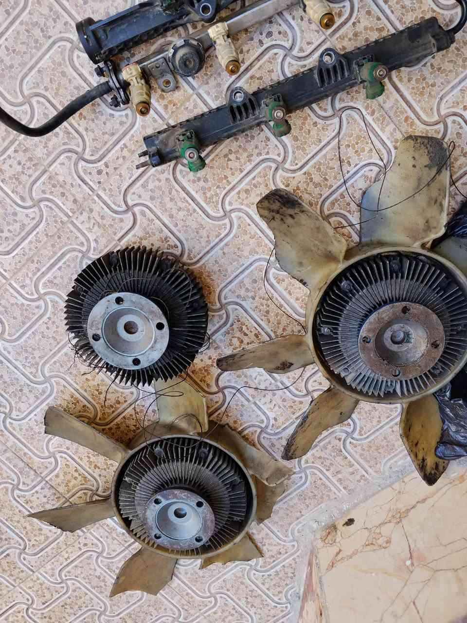 يالله. ع بركه الله
اخوني اقره المنشور عدل وتعال خاص وبخدمتك
الي اذكره وتحتاجه راسلني علبه والي مانشره لا تجيني عليه اترجاك اني اشتغل بس سوناتا وابتيمه من 2008 لل2010  
لايتات  سوناتا 2008 ب 80 الف الزوج خليجي
لايتات سوناتا 2010 خليجي الزوج ب 100 
لايتات اببتيمه 2012 الزوج ب 100  لايتات سوناتا مظلع خليجي. 100 الزوج
باور العادي ب 35 
ابو الحساس ب45
جامه مرايه اوبتيمه وسوناتا لل2010 فقط القطعه ب 15. هيه والقاعده
اشاره مرايه. لل2010 القطعه ب 15 
شريط ستيرت  خوش نوعيه ب 10 . اغلب السيارت عندي
بور يابني ب 90 
كلج مروحه 3000 القرص الجبير ب90
دكمه. بانزين تفصيخ ب20
$)يدات داخليه وخارجيه نيكل وعادي القطعه اكو ب10  واكو ب 15 
شاشه كيلو متر 2008  سوناتا وبتيمه. القطعه ب 70 
سلف 45 
دينمو ب 50.  
نوزلات 2700. الاخضر ب 70 
طاحونه جي دي 55 الف
نوزلات 2000. الحليبي ب 70 
نوزلات 2000 الاسود ب 50 
نوزلات 2400 السمائي ب 70 
مشط سوناتا 2012 خليجي دهن ب 100 
 مشط سوناتا 2009 ب 80. وراد خليجي شرط كاتون
جرص اشاره ب 5 
جايناتا كلها تفصيخ القطعه ب 15 
كنترول جام سوناتا وابتيمه ب 30 
عنبار ثنين بوري وبريشر ب80. بس عنبار 40 
عنبار 4بوري ب 70 
وبعد عندي هواي غراض ماذكره بس حبيت اوضح الكم الي كبالي.  اخواني عنواني الشطره الحولي قرب جسر الحاوي. خدمي حي الشرطه قريب الملعب سمير.  محل عمار بصف الفيتر محمد تركي. الاستفسار *********** اتصل وبخدمتك
