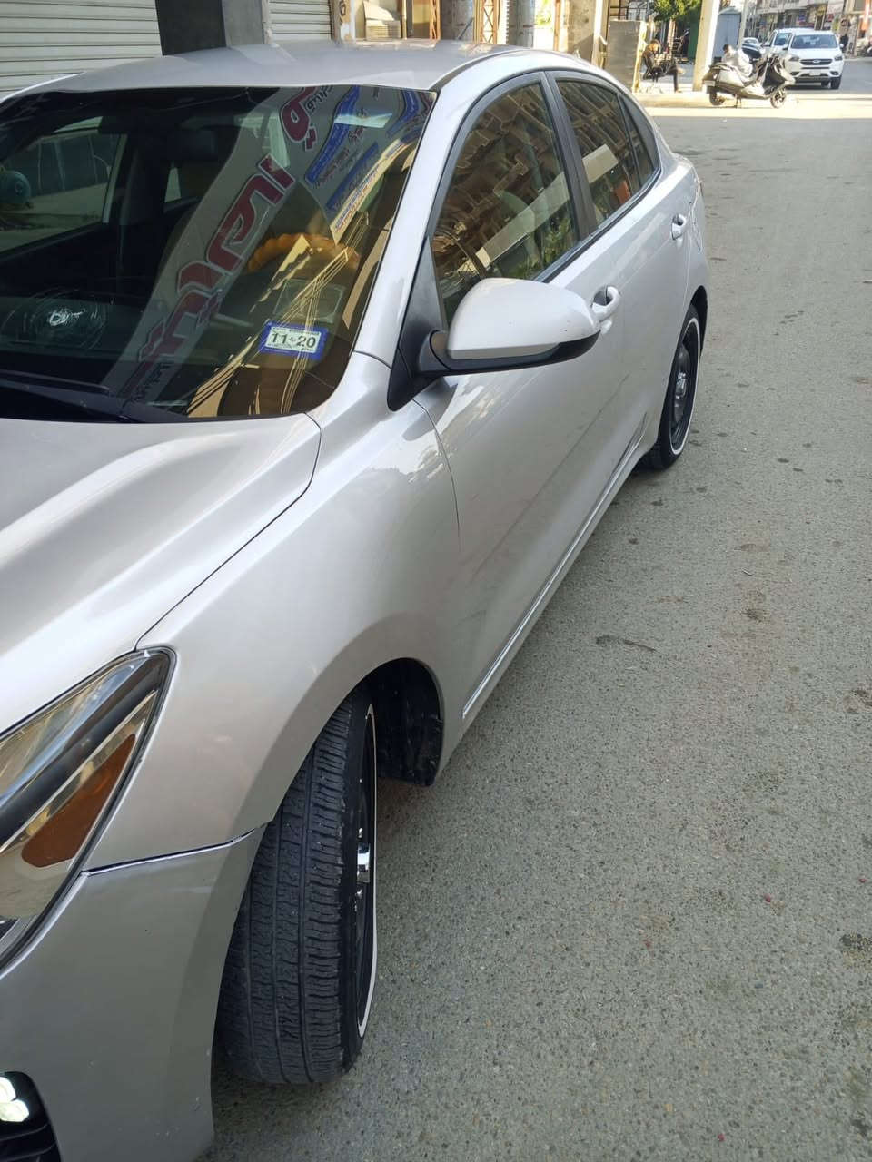 للبيع اقساط بدون مقدمه تسديد شهري 4 ورقات السعر 100 ورقه
 ‭0781 975 3787
