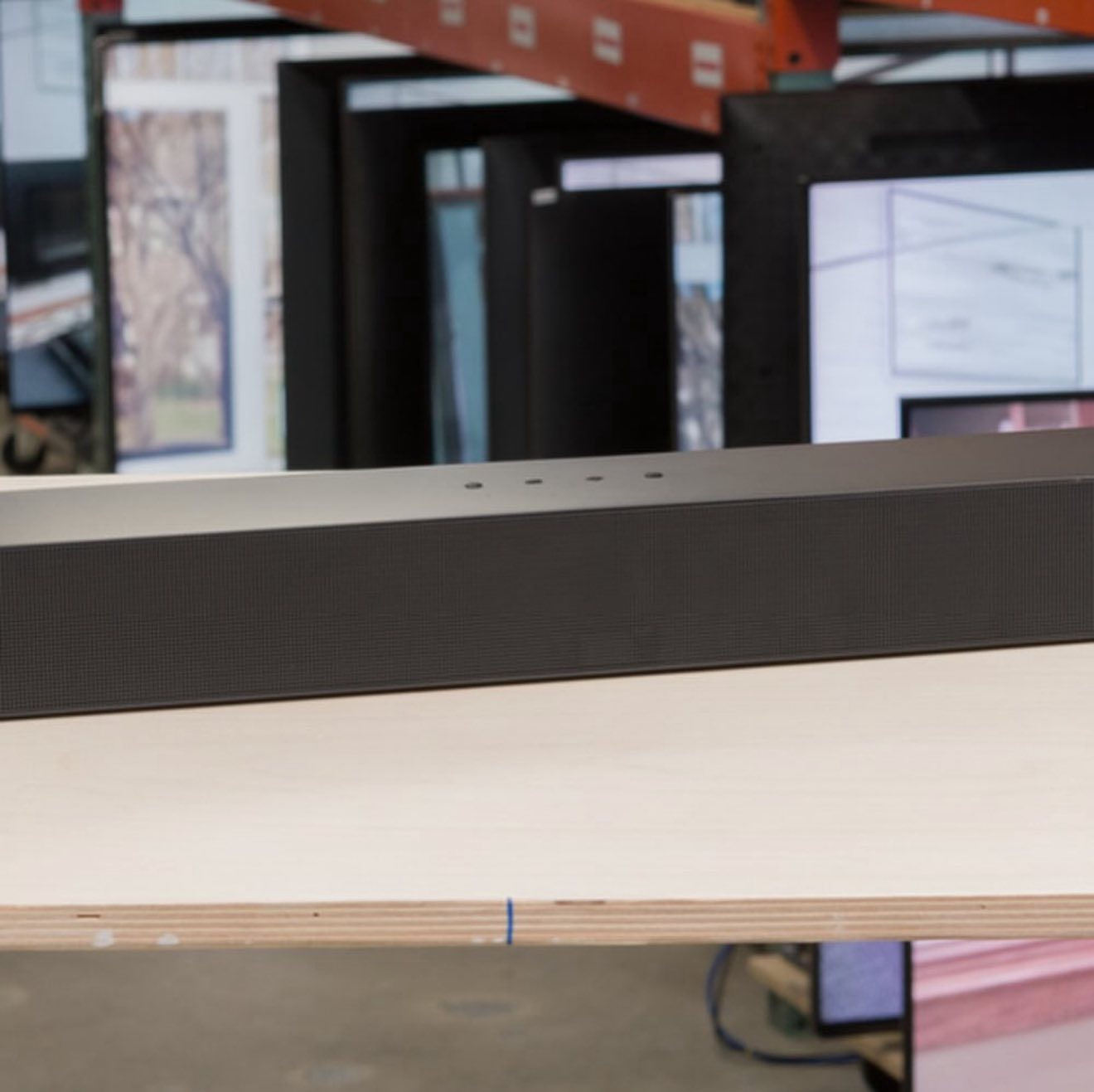 ساوند بار سامسونك 
موديل hw s60 b
متوفر لونين ابيض واسود 
شرط الفحص 
الي مهتم يراسلني


**إذا كنت صاحب هذا الإعلان وتريد حذفه لأي سبب، رجاءا أرسل رسالة إلى الدعم الفني**