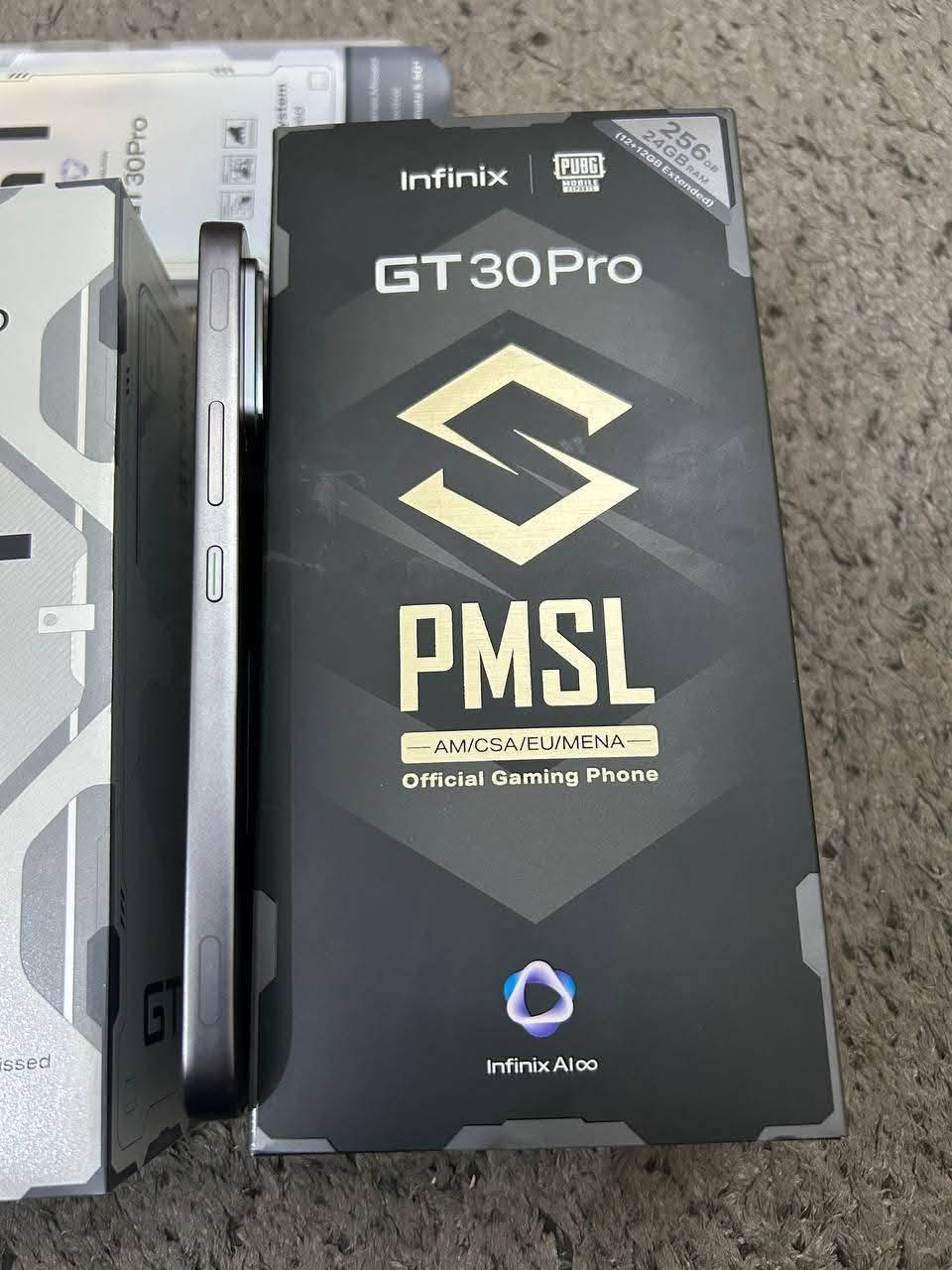 انفنكس Gt30  برو   بطارية ٩٩ نضافة ٩٩  للبيع ب 350 بي مجال كلش بسيط ونضافة ٩٩ ملحقات كارتون وكفر الاصلي وشاحن ٩٠ واط  مكاني النجف مواصفات معروفة...!
انفنكس Gt30  برو   بطارية ٩٩ نضافة ٩٩  للبيع ب 350 بي مجال كلش بسيط ونضافة ٩٩ ملحقات كارتون وكفر الاصلي وشاحن ٩٠ واط  مكاني النجف مواصفات معروفة...! 

المعالج: MediaTek Dimensity 8350 Ultimate بتقنية 4 نانومتر (ثماني النواة).معالج الرسوميات: Mali-G615 MC6.أداء الألعاب: يدعم تشغيل لعبة ببجي (PUBG) حتى 120 فريم بسلاسة تامة.نظام التشغيل: Android 15 مع واجهة Infinix XOS 15.📺 الشاشةالنوع: AMOLED مسطحة بحجم 6.78 بوصة.الدقة: 1.5K وتساوي (1224 × 2720 بكسل).معدل التحديث: 144 هرتز لتجربة تصفح وألعاب فائقة السلاسة.السطوع: يصل إلى 1600 شمعة (HBM) وذروة سطوع تصل إلى 4500 شمعة.الحماية: طبقة زجاج من نوع Corning Gorilla Glass 7i.


**إذا كنت صاحب هذا الإعلان وتريد حذفه لأي سبب، رجاءا أرسل رسالة إلى الدعم الفني**