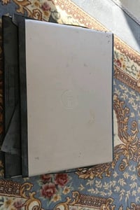 قرية عرصة • لابتوب عطلان • بدون ملحقات