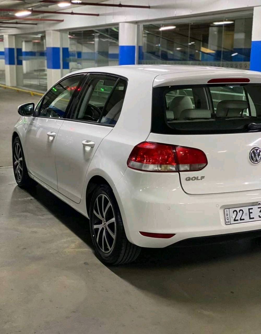 بۆ فرۆشتن: Volkswagen Golf 2012
مۆدێل: ٢٠١٢
سڵایت (Sunroof)
سیستەمی ئیستۆپ ABS
گێر و مەکینە: بەشەرت (کێشەی نییە)
شاشە و کامێرا
ویل کەپ
ناوەوەی زۆر خاوێنە
شوێن: [هەولێر]
ژمارەی مۆبایل: [***********/ ]***********
 $ ١٠٧ معاملە