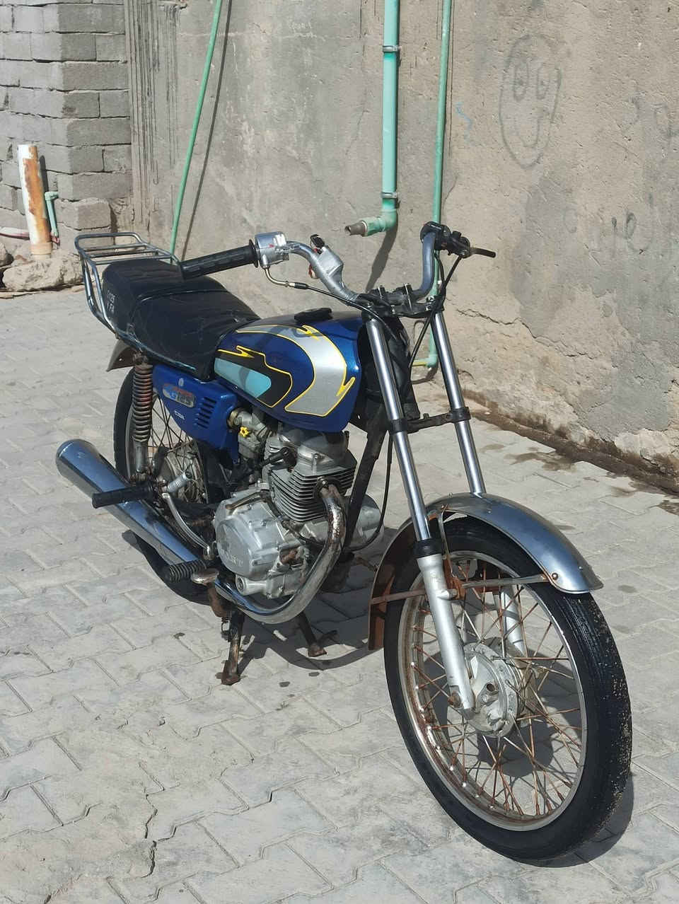 سلام عليكم دراجه ادوات للبيع مكاني قضاء المدينه سعر خاص ***********
