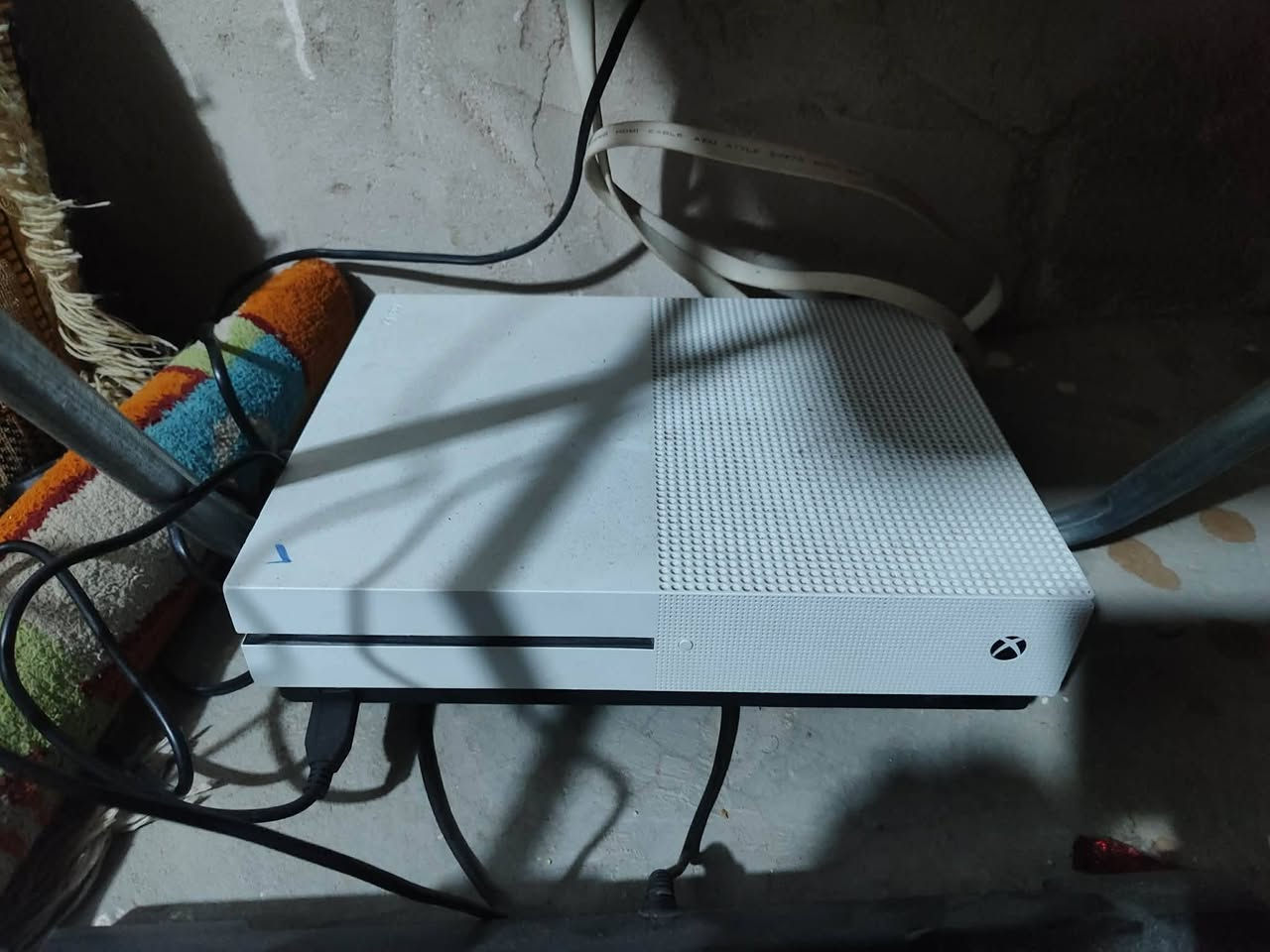 السلام عليكم متاح اكس بوكس وان اس وادريكسون  ذاكرته 2تيره بي لعاب سبب عدم التفرغه سعر 300 وبي مجال مكاني نجف خاص او ***********
