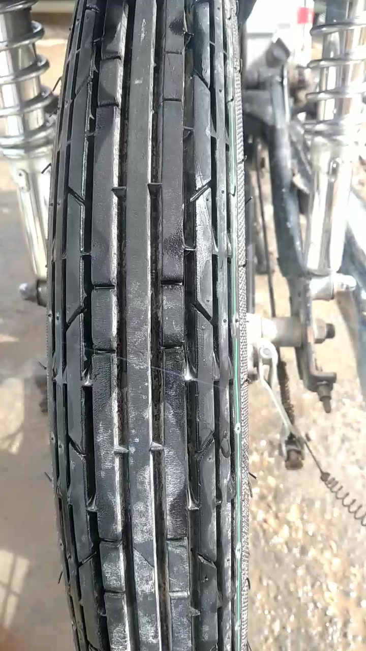 سلام عليكم الحلال للبيع دراجه خير من الله السعر خاص المو شراي لا يتعبني


**إذا كنت صاحب هذا الإعلان وتريد حذفه لأي سبب، رجاءا أرسل رسالة إلى الدعم الفني**