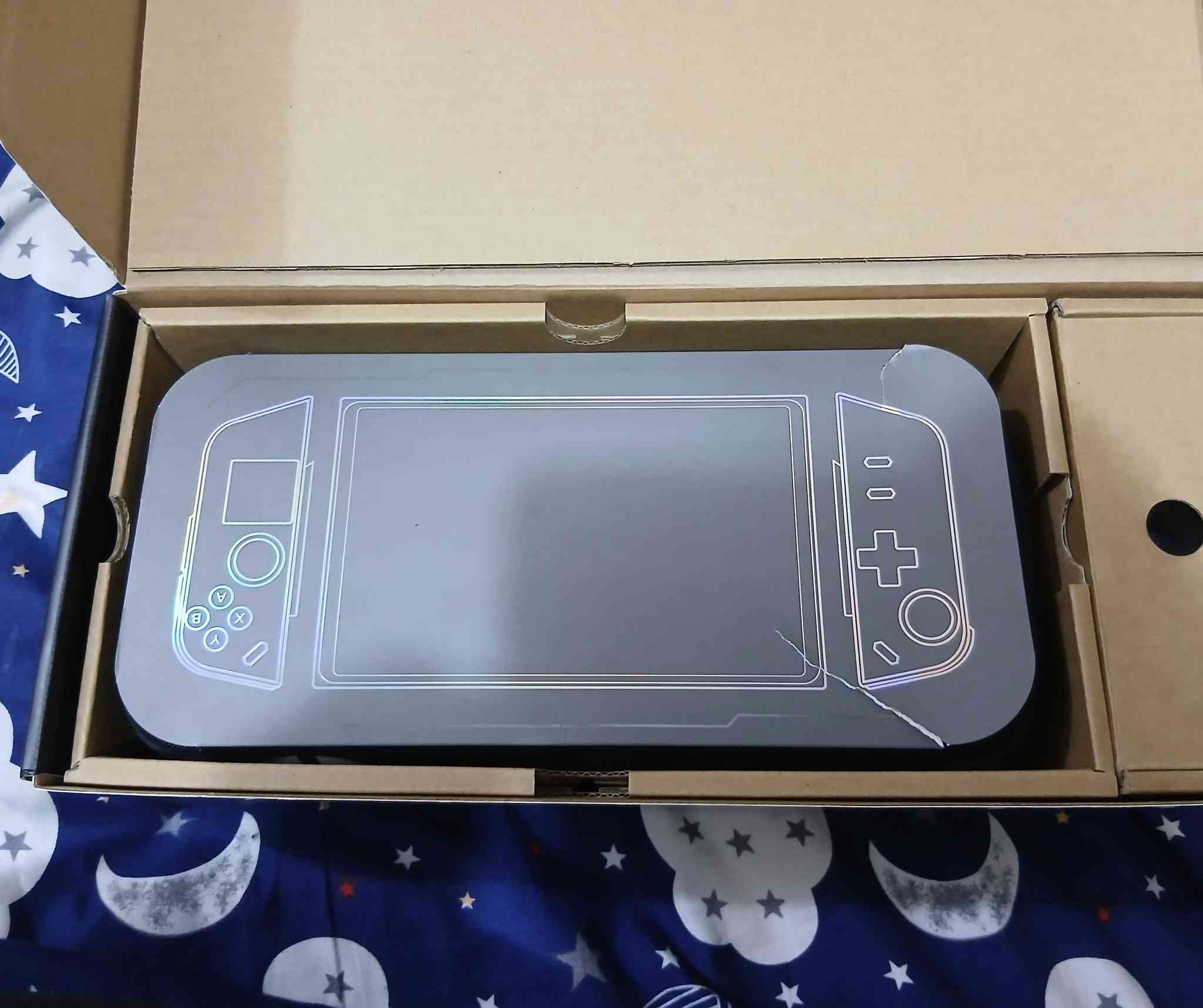 سلام عليكم لينوفو ليجن كو 
ذاكره 1 تيرا بطارية 98%
ورام خارجي256 محل عليه محاكيات والعاب هواي
غراضه كامله الاصليات مابيه لا شخط ولا طخه
ومنزل عليه اقوى العاب 
Pes 2026 كامله انتقلات 
Gta v
Gta iv شخصيات 3 
Red dead redemption 2
Medal of honor
هذا رقمي ***********
مكاني بغداد الحبيبية
