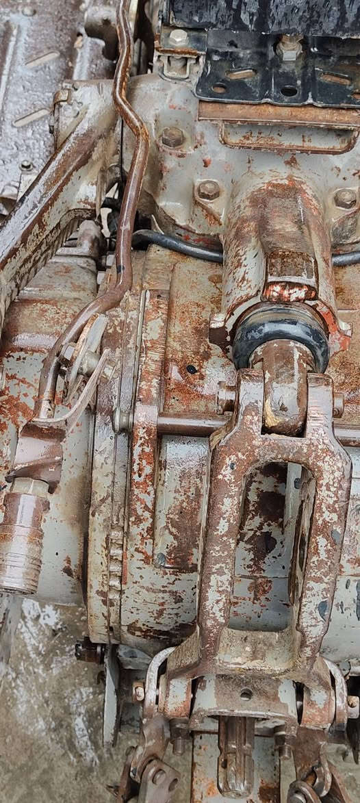 نكلزي حجم 290
رقم سنويا لماني
محرك معمر جديد 
كير كسل شرط 
نجاهز الشغل
سعر 12ونص مليون وبيه مجال 
تصال وتساب ***********
