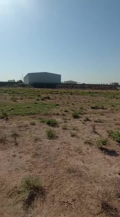 السلام عليكم قطعه ارض للبيع
المساحه ٩٠٠ متر مقابل معارض جنوب الموصل خلف جملون
وبسعر مناسب ***********
