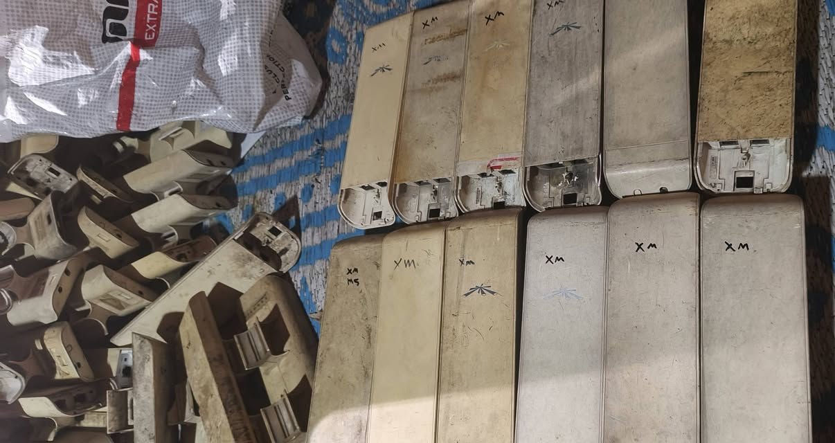 سلام عليكم متوفر نانوات 
نانو ستيشن m5 xm عدد 64
نانو ستيشن  m5 xw عدد 70
نانو ستيشن m2 xm عدد 50
توصيل موجود ***********
