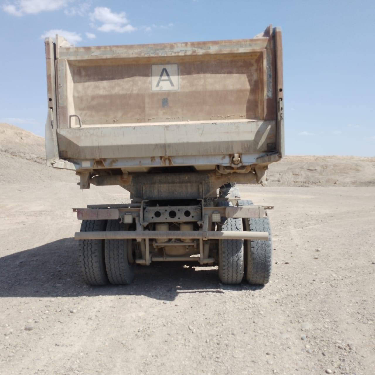 السلام عليكم
للبيع للبيع بدي اكتروز ألماني كامل ذرعه21متر ويا التعلاوه نضافه90 بالميه سعر 40ورقه وبي مجال للاستفسار الاتصال على الرقم
***********
