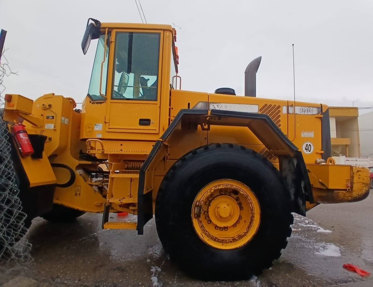 للبيع - بۆ فرۆشتن  
———————
شفل : VOLVO
حجم : L120D
مودیل :2000
دخول : منەفیست شیمالی
—————————
بۆ زانیاری زیاتر پەیوەندی بکەن بەم ژمارە تەلەفۆنە 

***********
***********
