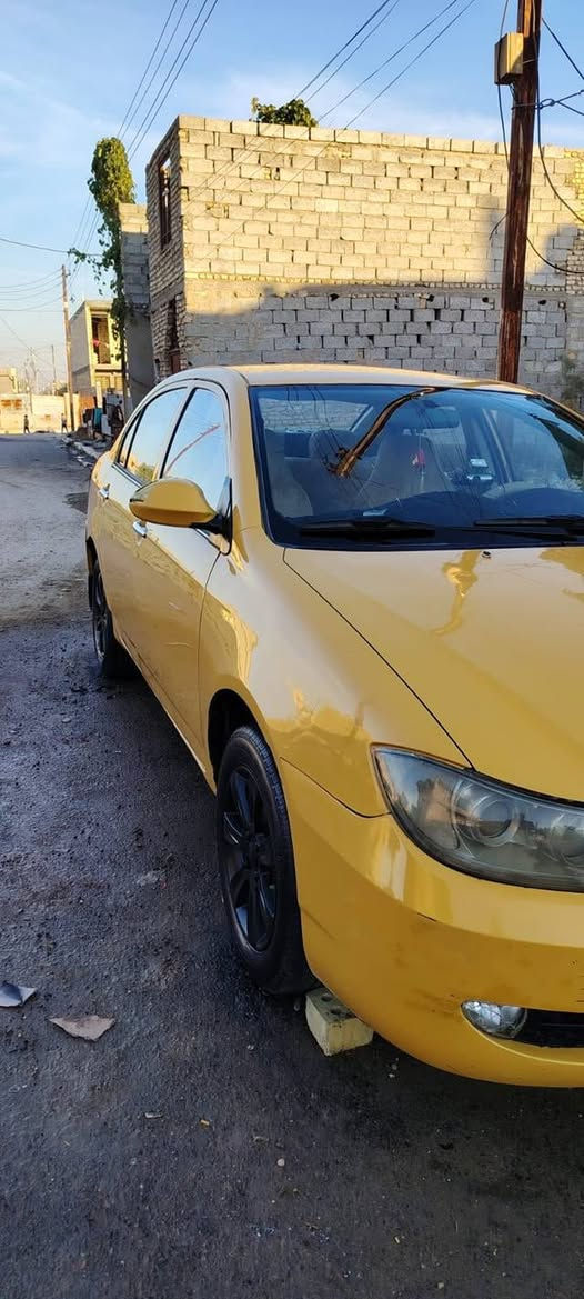 ليفان 620 2010 سياره مصبوغه عام كير ومكينه مكفولات ***********
