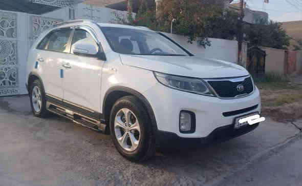 سلام عليكم....
للاستفسار*********** 
سعر🛑 137🛑
للبيع فقط سورنتو 2014 خليجي لون ابيض بسمي مشروع وطني آي مكان تتحول رقم بغداد  سنوية لل2030 رقم دولي الجديد مكينة 4 سلندر مكينة دوش 7راكب 3 قطع تبريد كشنات جلد تخم تاير جديد كير مكينة صدر كله كفالة تبريد ثلج داخل السيارة جديد جدا السيارة بيه مكانات صبغ ابيع حزام كهربائيات كله شغالة سيارة جديدة جدا جدا وبدون نقص نهائيا مكان بغداد
