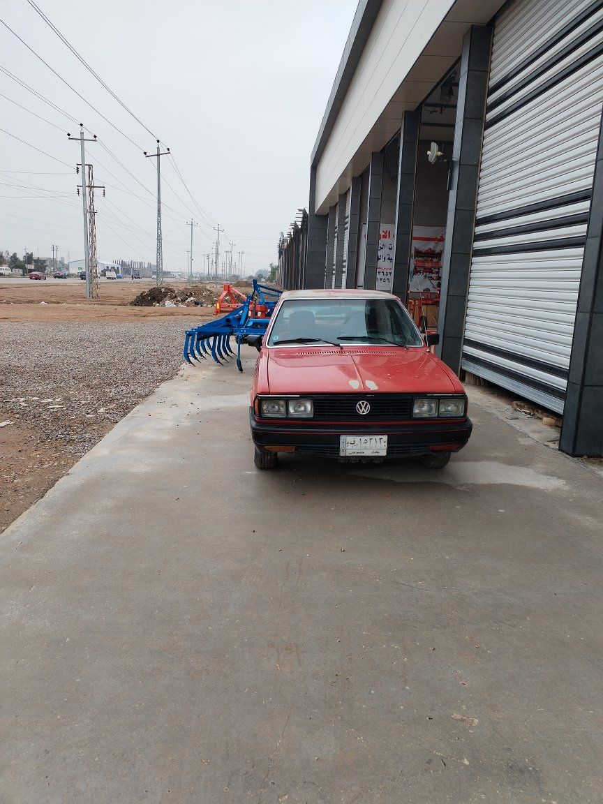 برازيلي للبيع موديل ١٩٨٥
رقم ألماني بغداد بسمي سنويه تنتهي ٢٠٢٨
محرك ١٨٠٠ كير ٥ نمر
كهربائيات كلها شغاله من الدعاميه 
(تبريد شغال) 
محرك اني بدلته بيدي ١٨٠٠ حاويه من حجي ليث 
بطاين بوب مدوشمات جديده  كشنات بلاديه نضيفه كلش 
باتري تخم تاير فيت بم واتر بم كابريتر كلهن جدد 
صدرها نص عمر 
السعر المطلوب ٣٥ وبيها مجال بسيط 
بيها خياسات بالصندوك 
وجاملغات التأيرات الخلفيه جوه الباب
العنوان ديالى بعقوبه
***********
