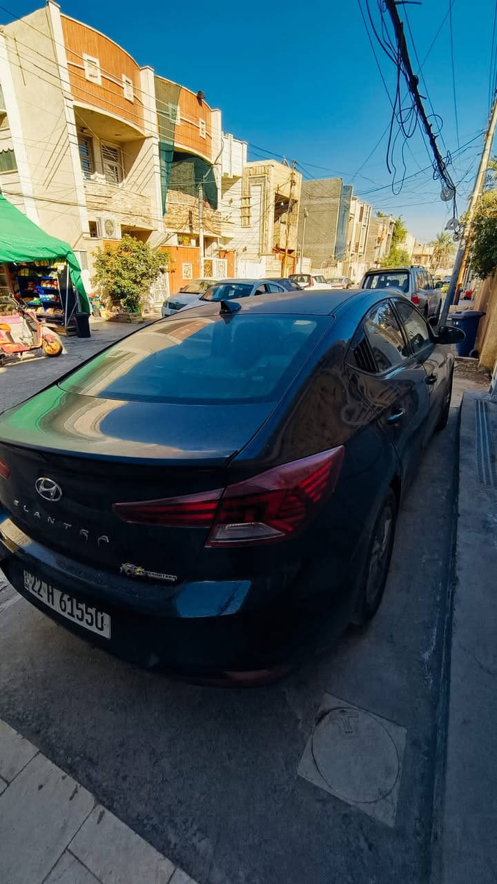 النترا وارد امريكي حادثها كلش حلو  رقم دولي
للبيع + باقي التفاصيل 
الاتصال على الرقم:***********
