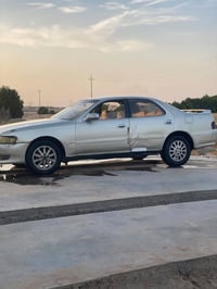 كريستا رقم بغداد بها قصه سياره نظيفه مكينه ونجي جير كفاله حداد هي جديد...