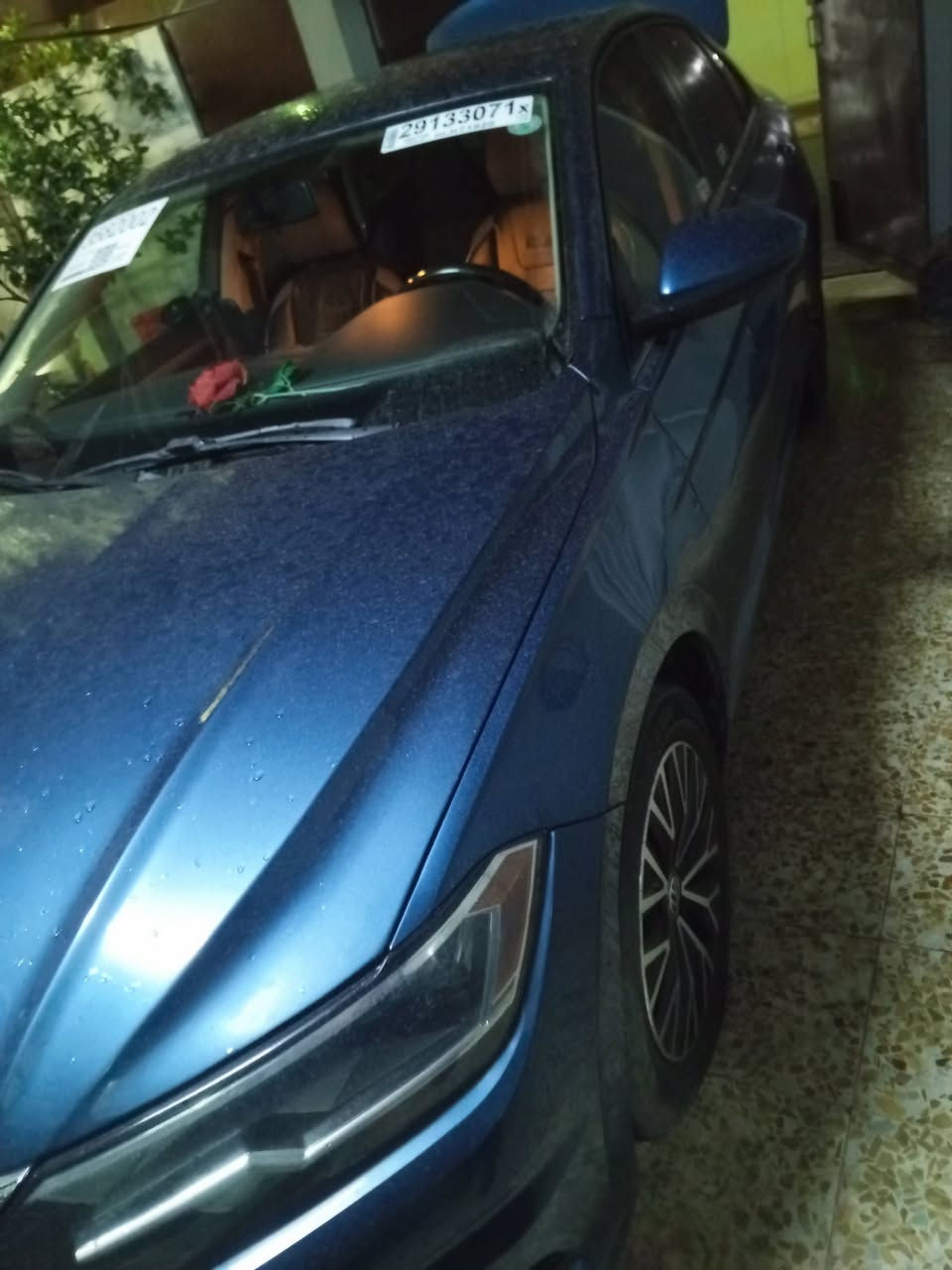 السلام عليكم 
فولكس واكن جيتا موديل 2021 رقم اربيل ضررها بوند فقط فول عده البصمه والفتحه بيها حساسات رادرات جانبيه توقف ذاتي مانع اصطدام  السعر 145 وبيها مجال وترهم مرواس بشي مناسب ‏‪***********‬‏ وبي واتساب
