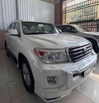 لاندكروزر GXR • V6 • ١٩٠٠٠٠ كم