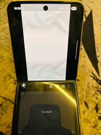 غالاكسي ز فليب 4 • مستعمل • الحلة