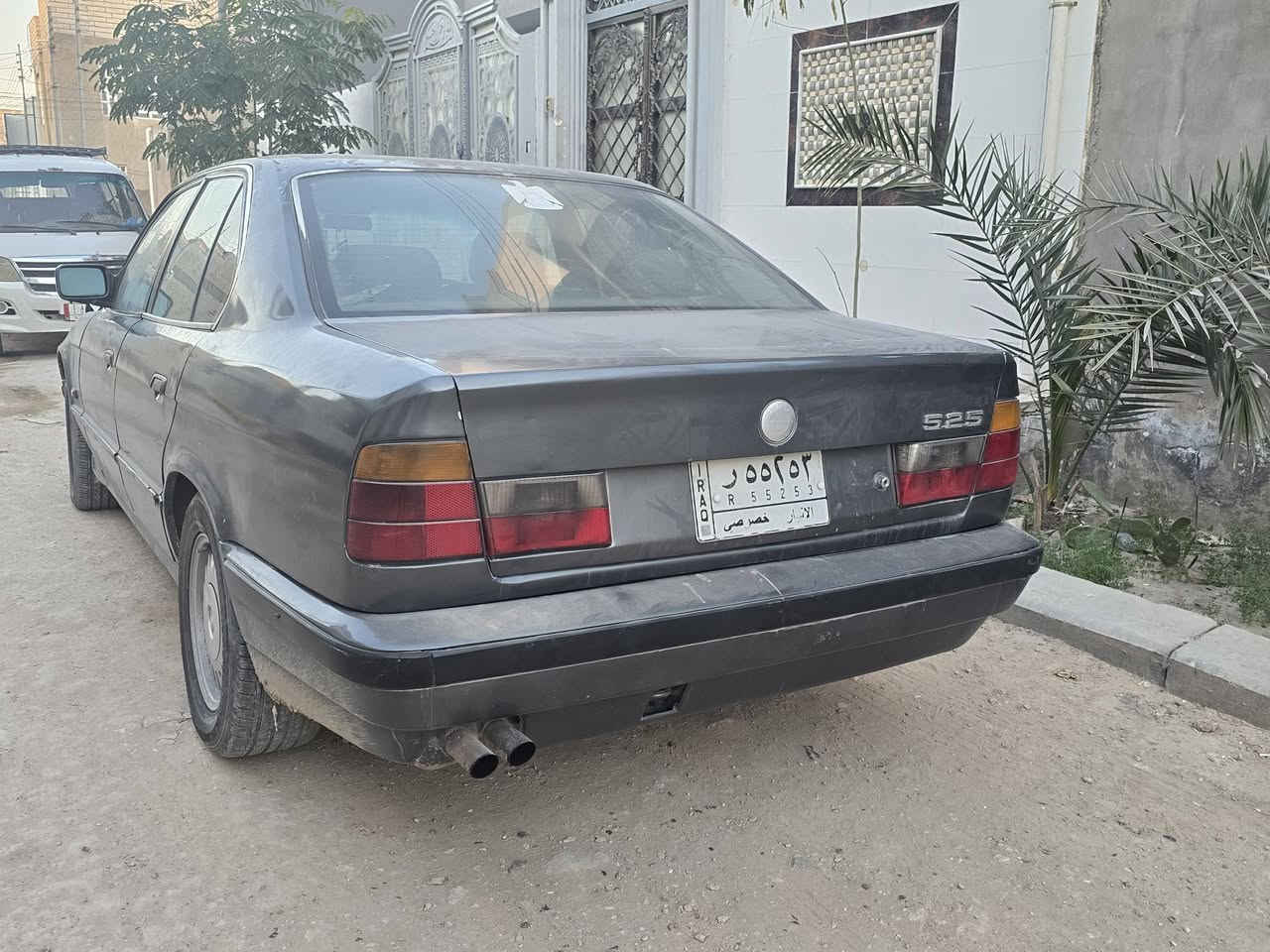 بي ام للبيع لي يريد تفصيل يتفضل خاص لسعر 35 سياره ***********وتساب
